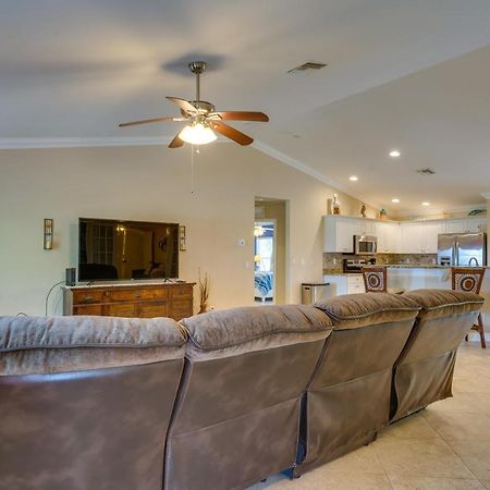 Family-Friendly Home About 10 Mi To Dtwn Cape Coral Exterior photo