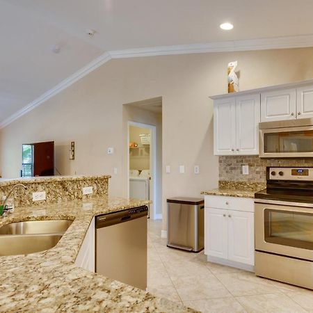 Family-Friendly Home About 10 Mi To Dtwn Cape Coral Exterior photo