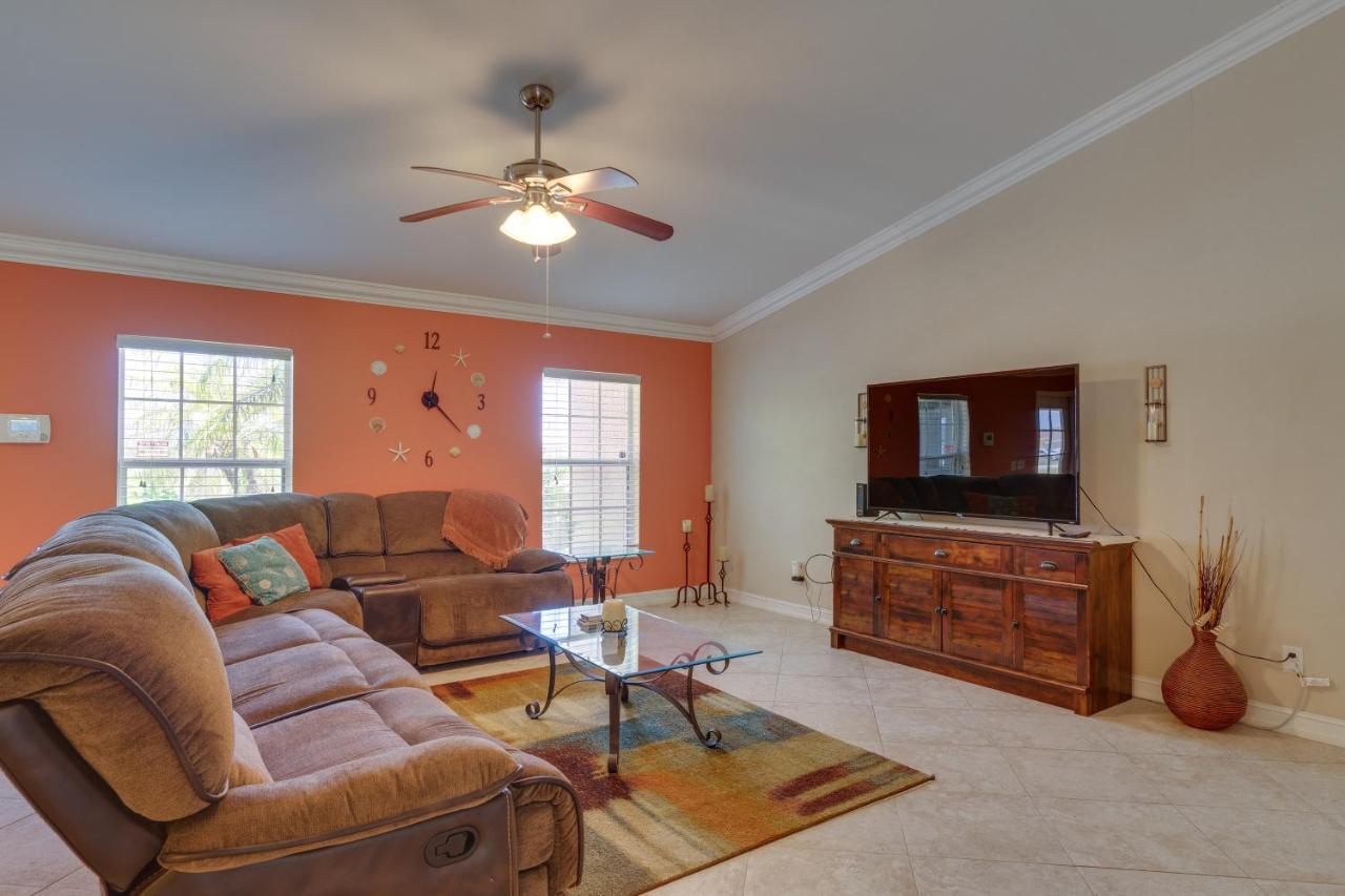 Family-Friendly Home About 10 Mi To Dtwn Cape Coral Exterior photo